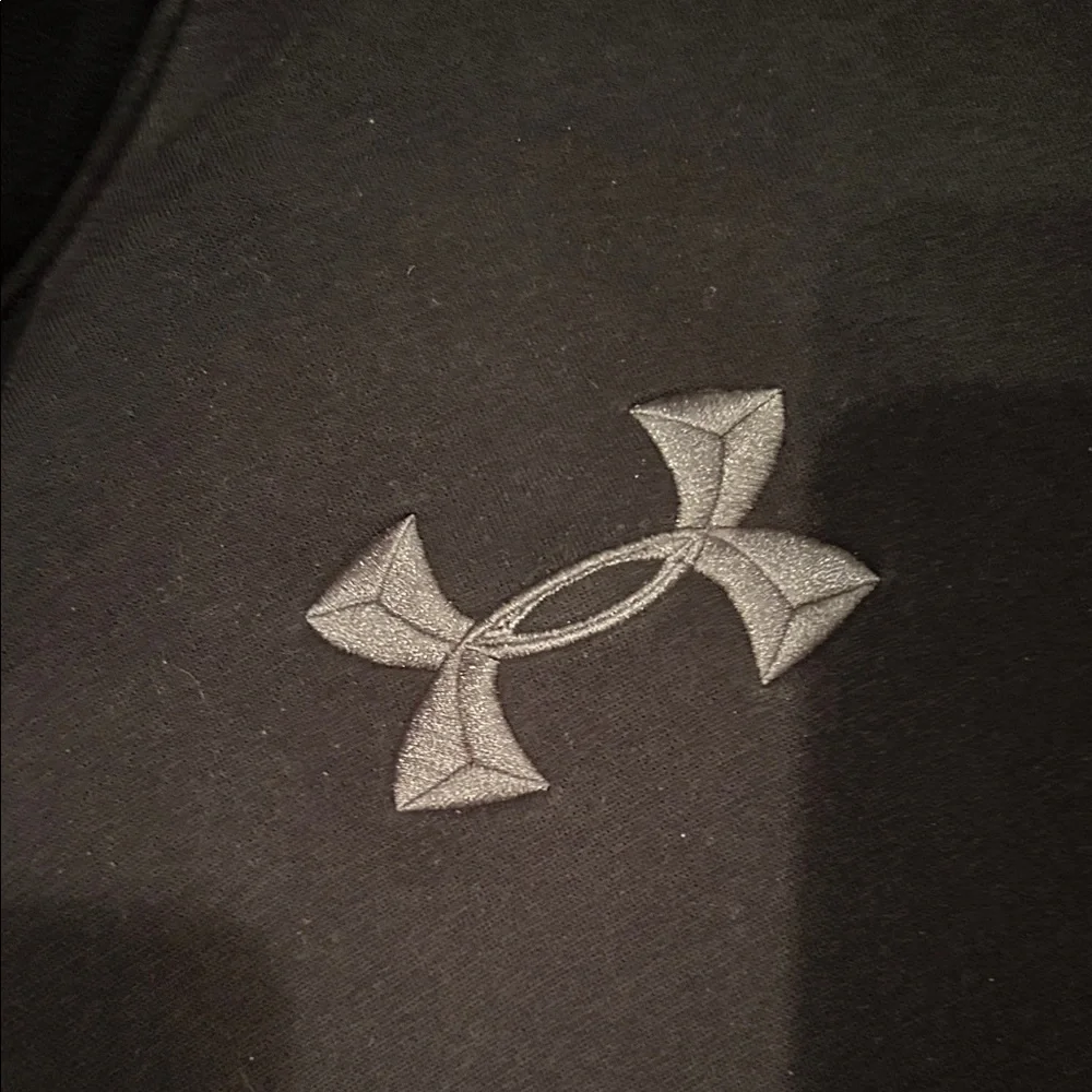 Under Armour Black hooded sweatshirt - Picture 4 of 5